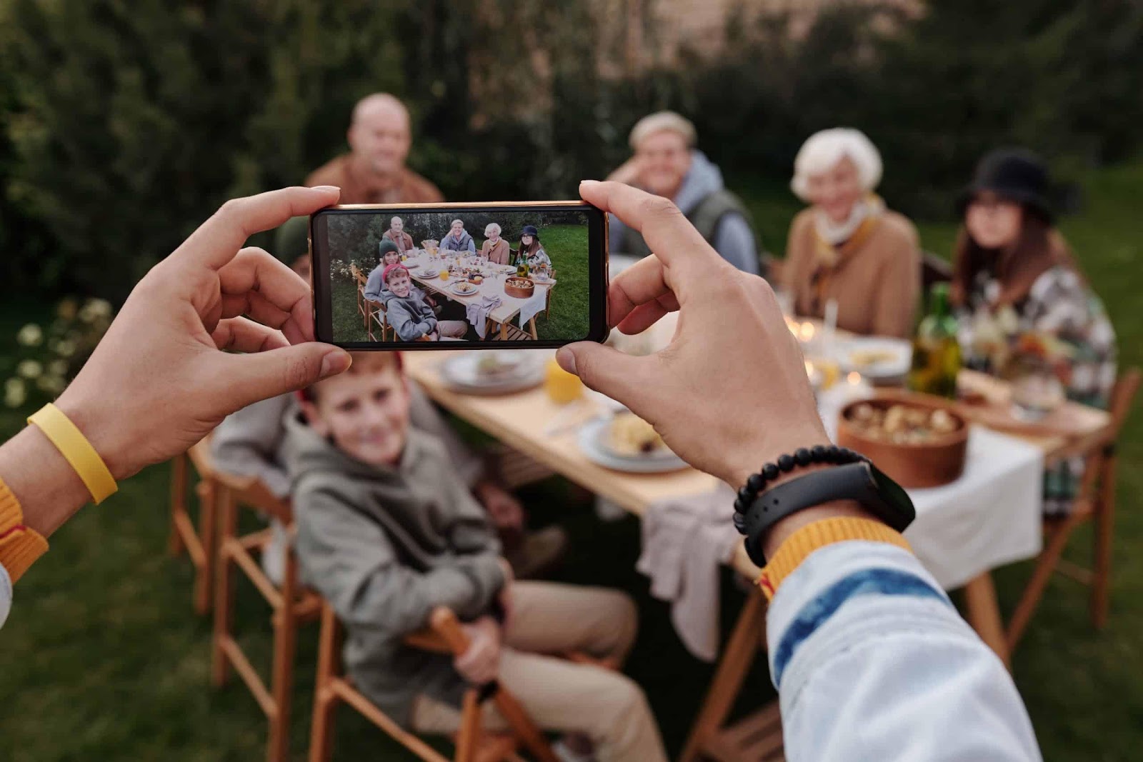 Top Ways to Capture New Memories in the Digital Age - Organizing Photos