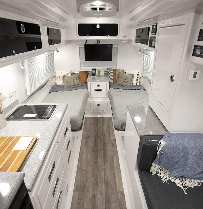 4 season travel trailer brands