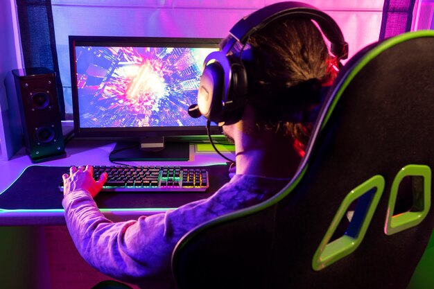 Speed Thrills Gaming High
