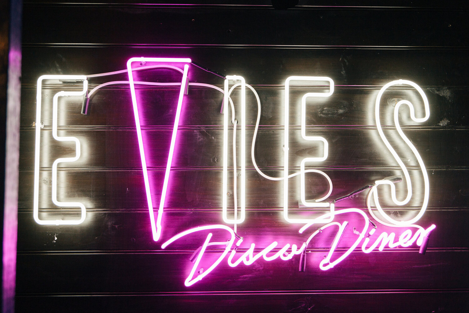 Evie's Disco Diner