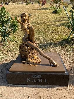 Let's Visit Nami's Statue! : r/OnePiece