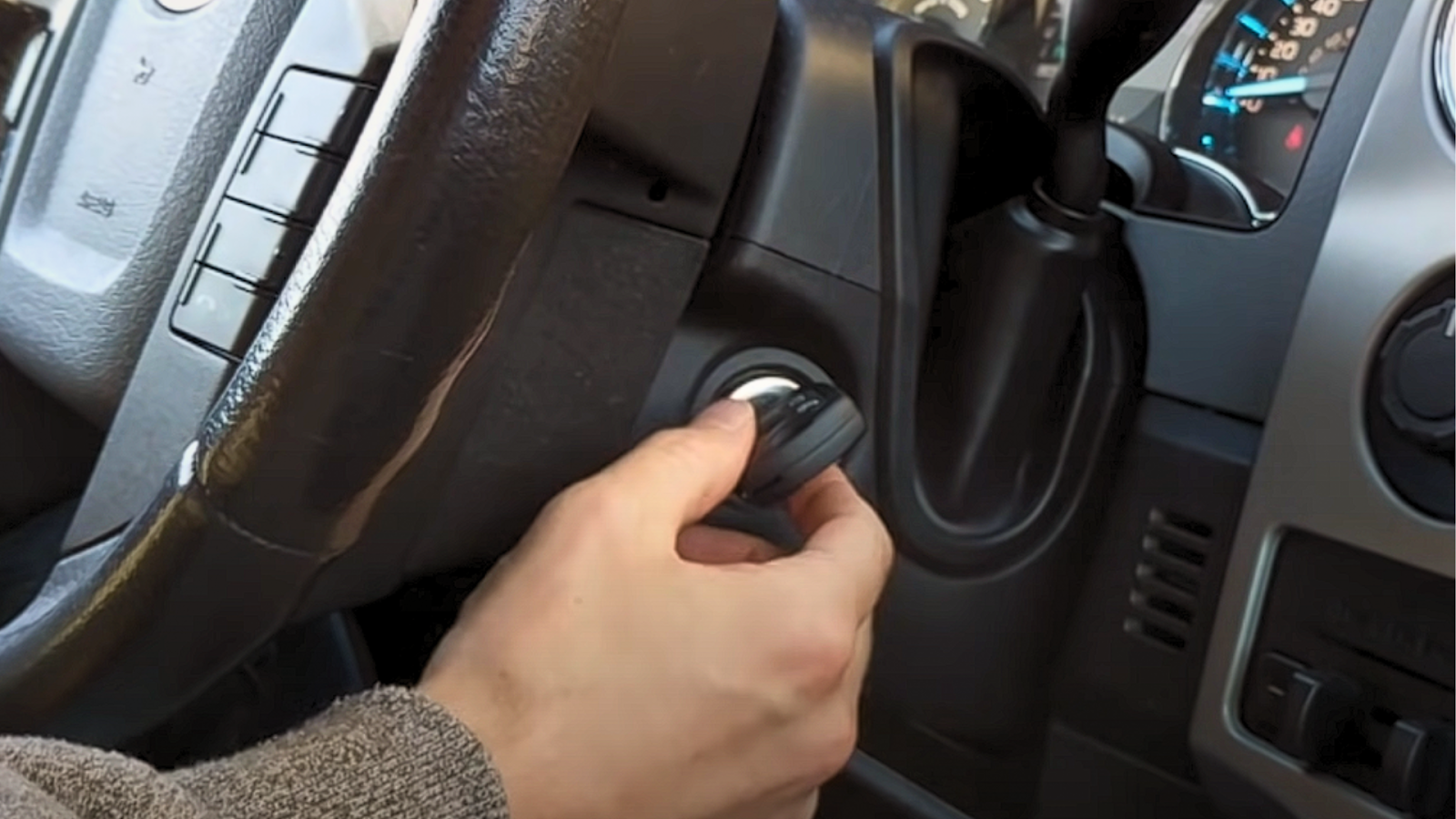How to Put F-150 With Dead Battery in Neutral With Keys