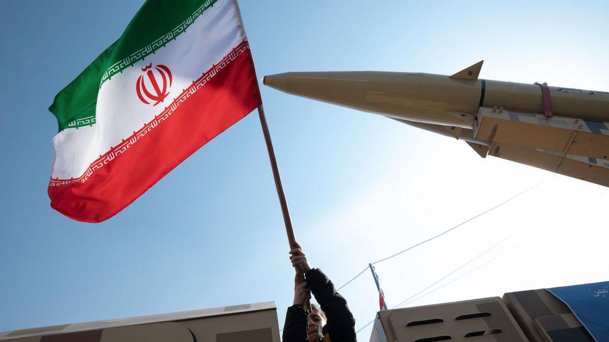 Иран атаковал Израиль - Тегеран угрожает еще большим ударом в случае ответа  | РБК Украина
