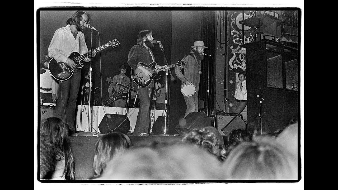 The Beach Boys meets Grateful Dead - Fillmore East in New York City - 1971  (audio only) - YouTube