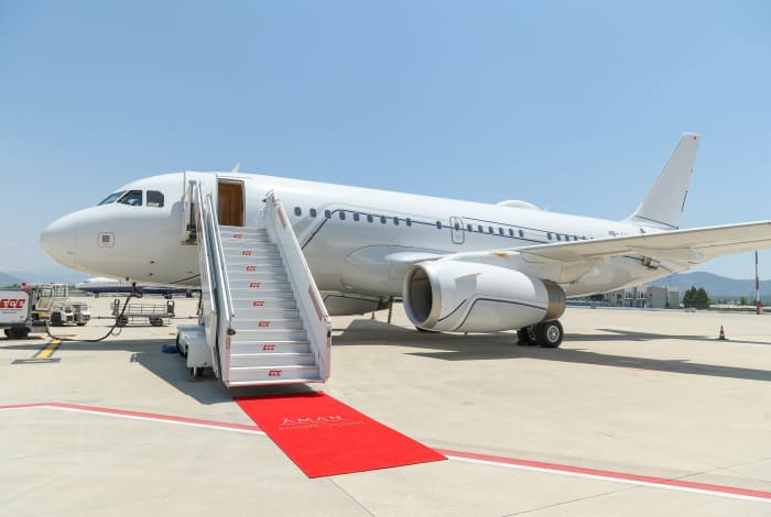 High Class Travel Luxury Edition