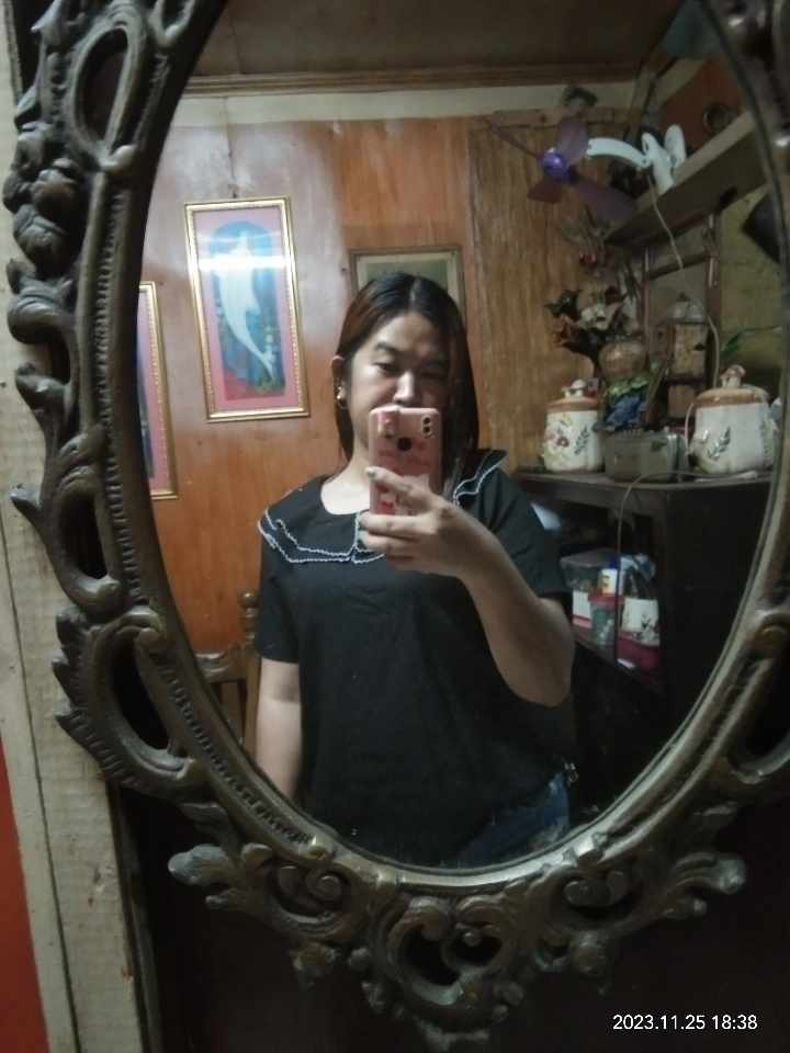 Loraine 