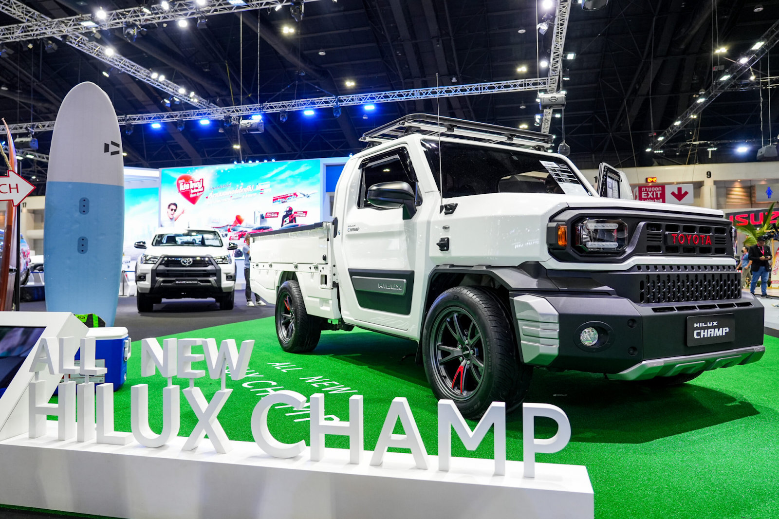 รถยนต์ Toyota Hilux Champ
