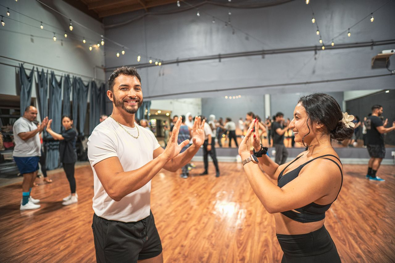 From Novice To Pro: Quick Guide To Salsa Classes In Orange County 1