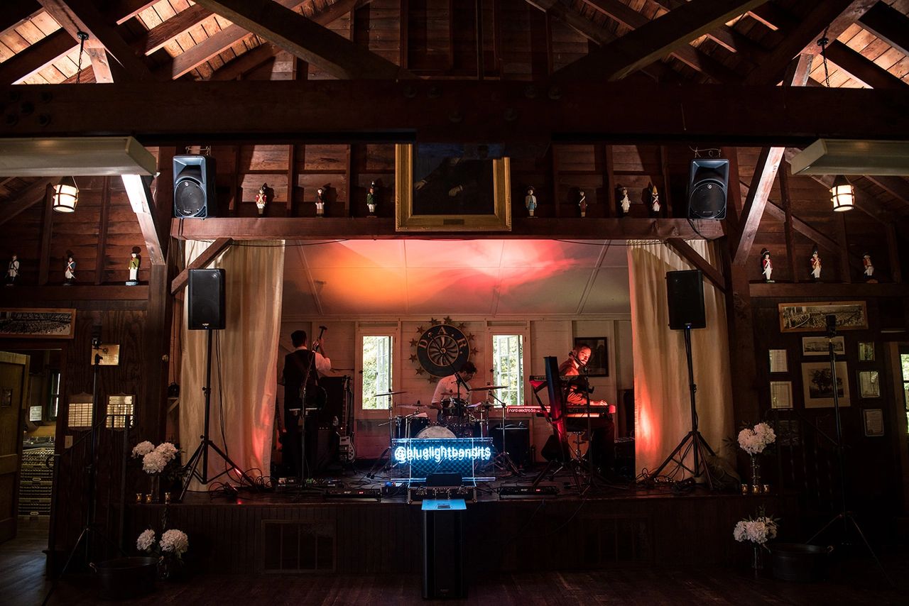 Band setting up to play at wedding
