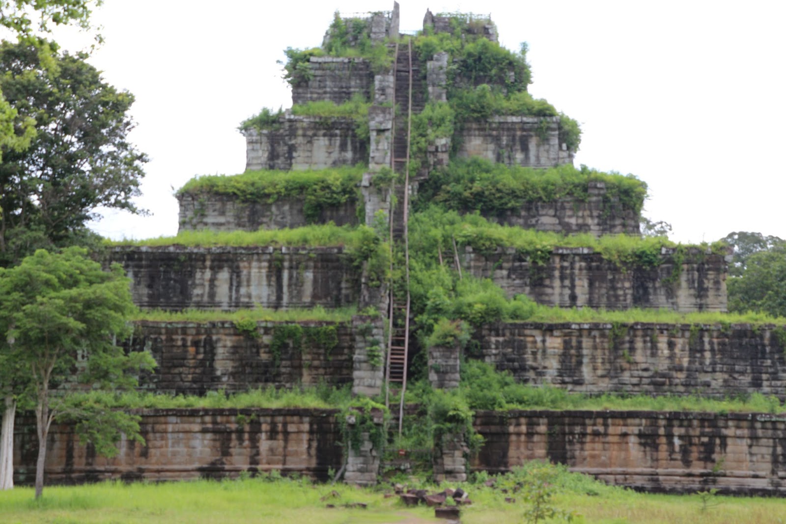 3 days in Siem Reap. Koh Ker is the only seven-tiered pyramid structure in South East Asia.