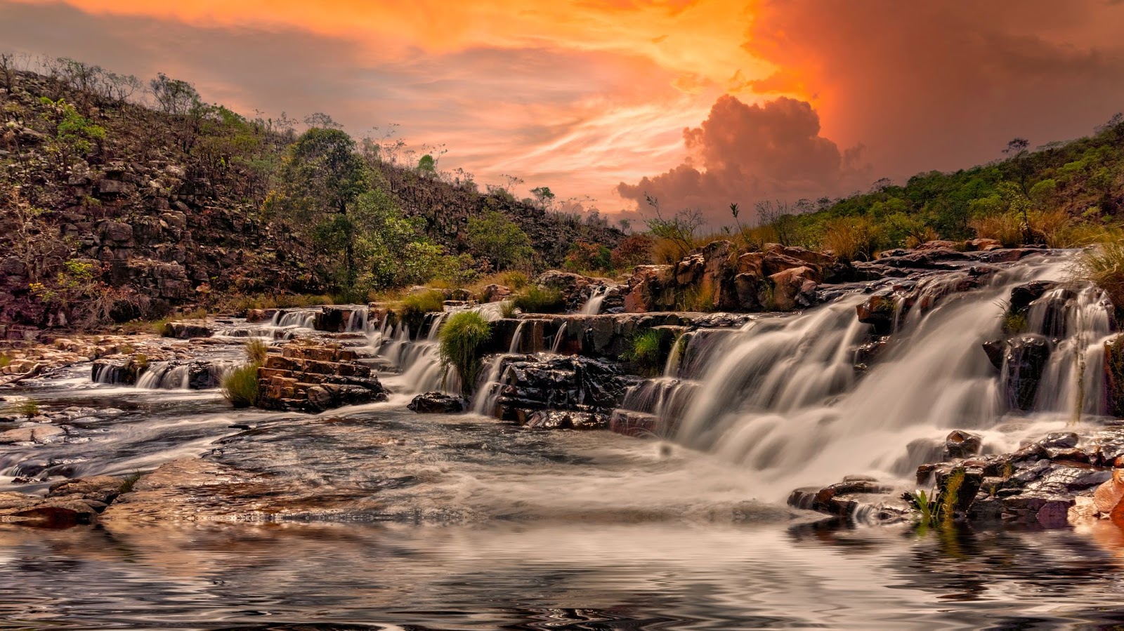 Catarata dos Couros, na Chapada dos Veadeiros