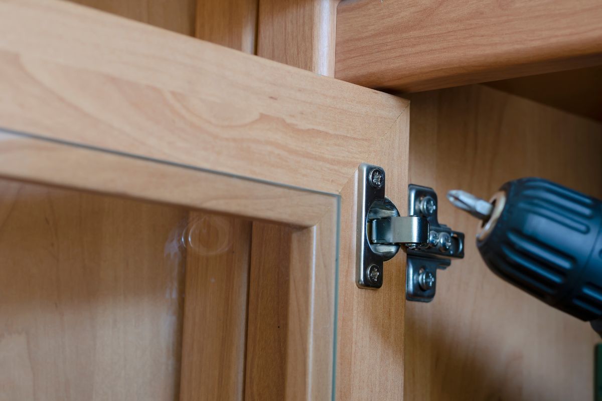 hinges for shaker cabinet doors