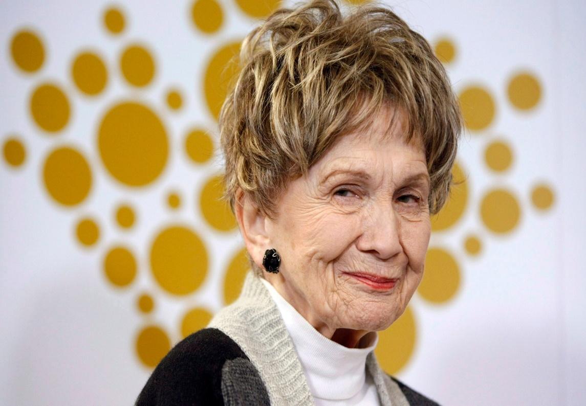 Alice Munro, Nobel literature winner revered as short story master, dead at  92 | Fox 8 Cleveland WJW