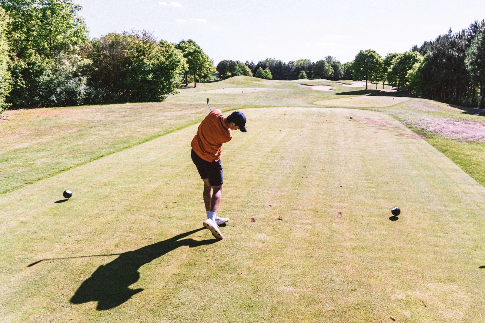 driver tee box swing
