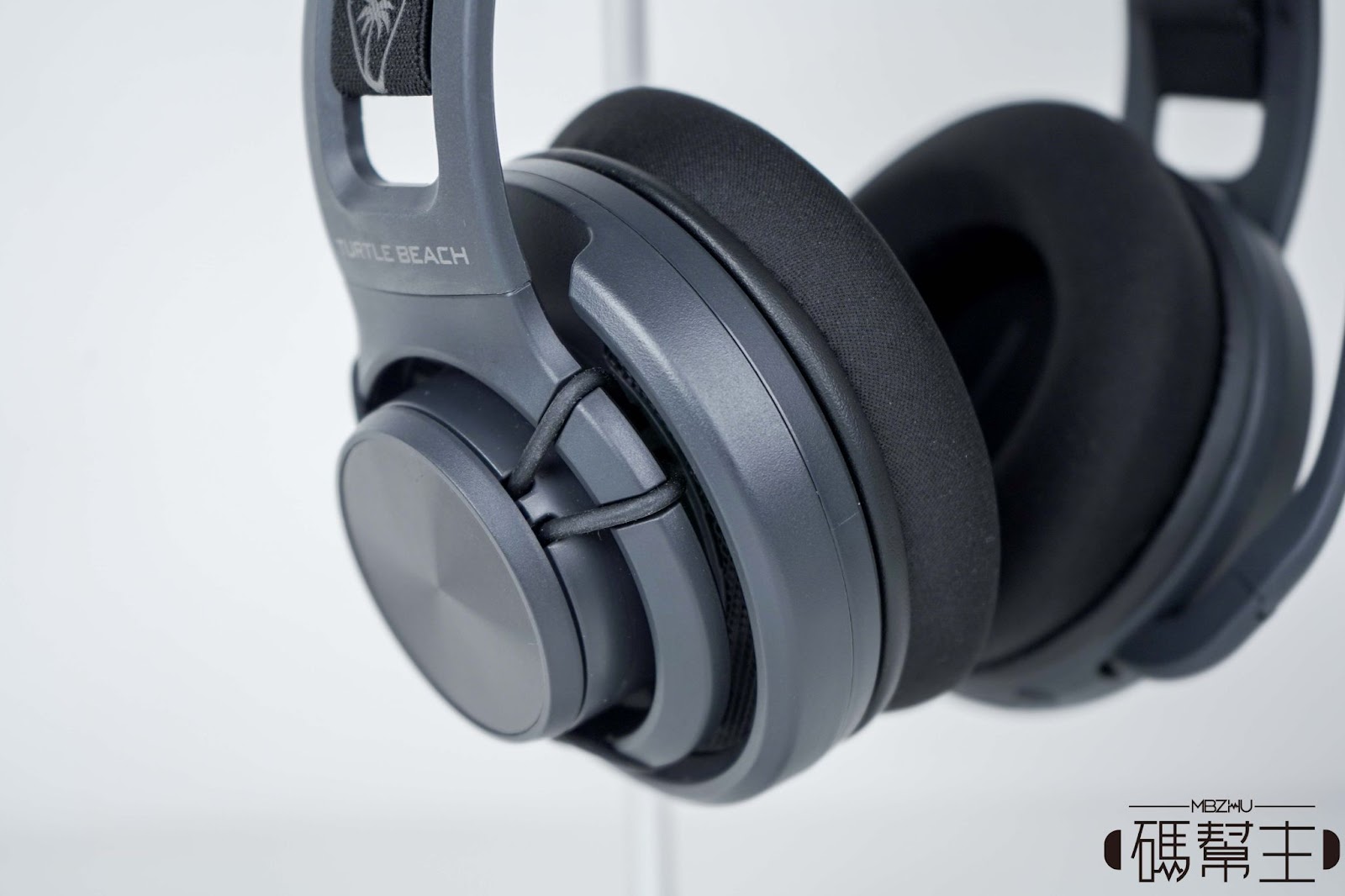 Turtle Beach Atlas™ Air 懸浮設計