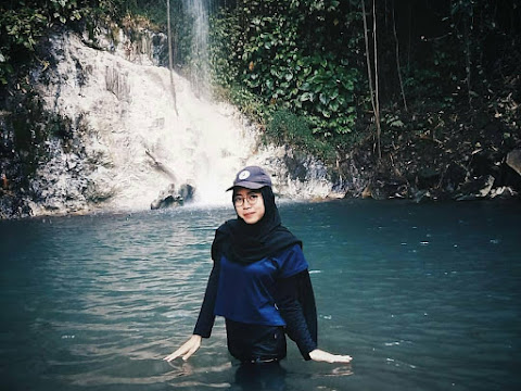 Hijab Fashion: Cultural Heritage in Design