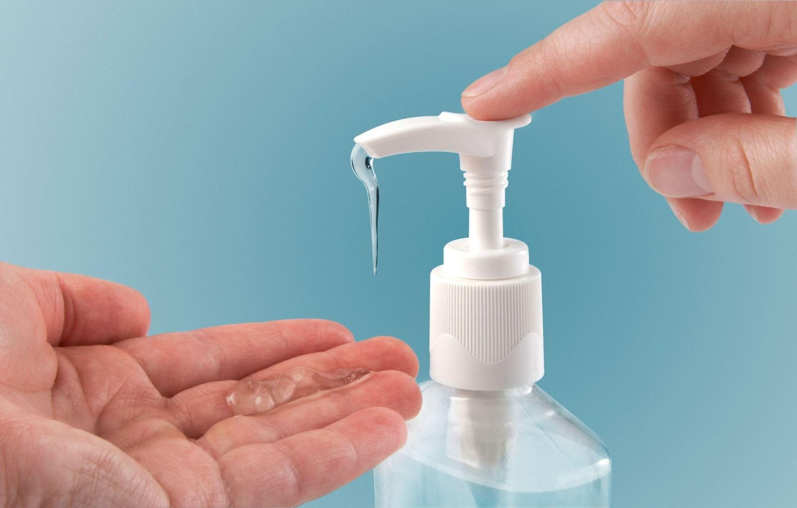Nước rửa tay giúp ngăn ngừa sự lây lan của vi khuẩn trong nhà tắm