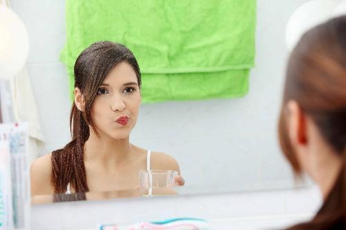 Which Mouth Rinse is the Most Beneficial? - Family Dentist Tree