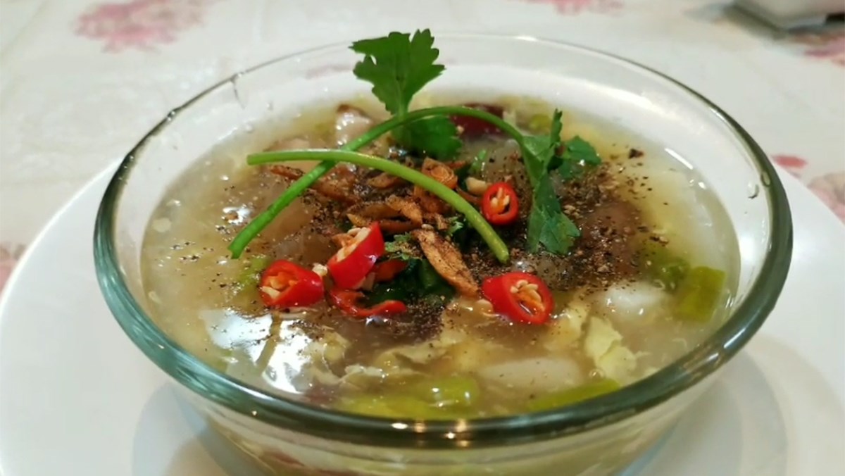 Súp gân bò 