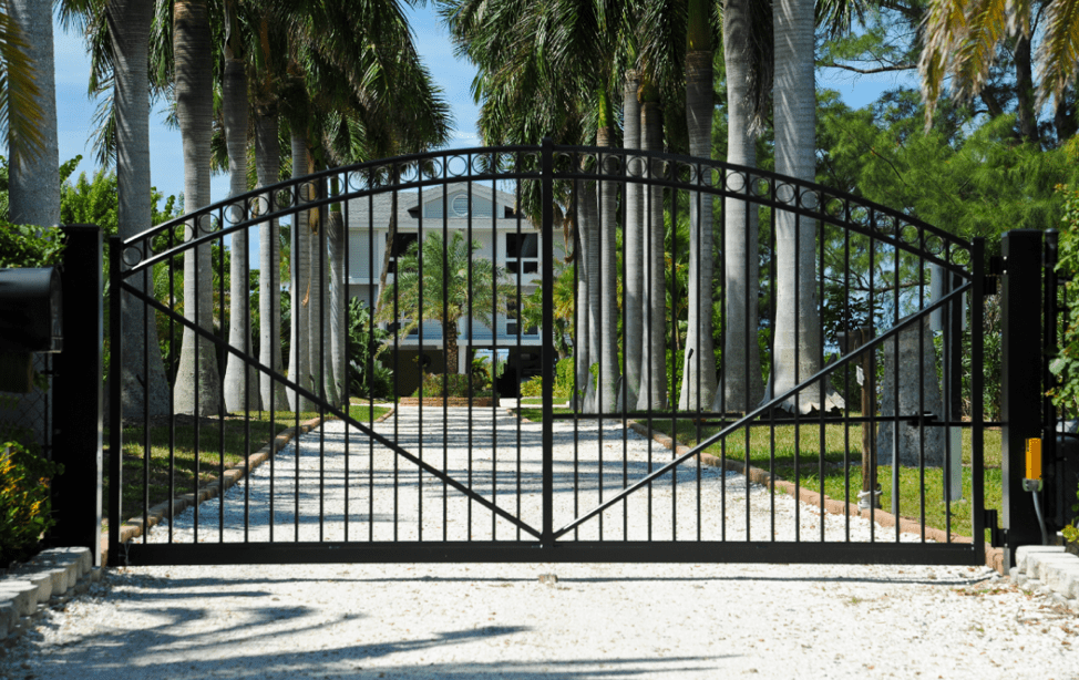 privacy driveway gates