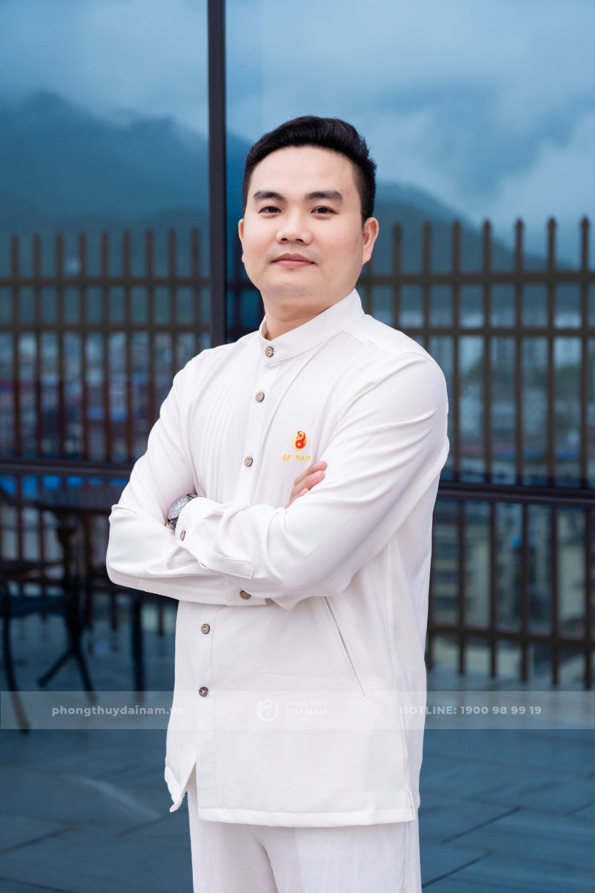 Thầy Trần Văn Tuấn