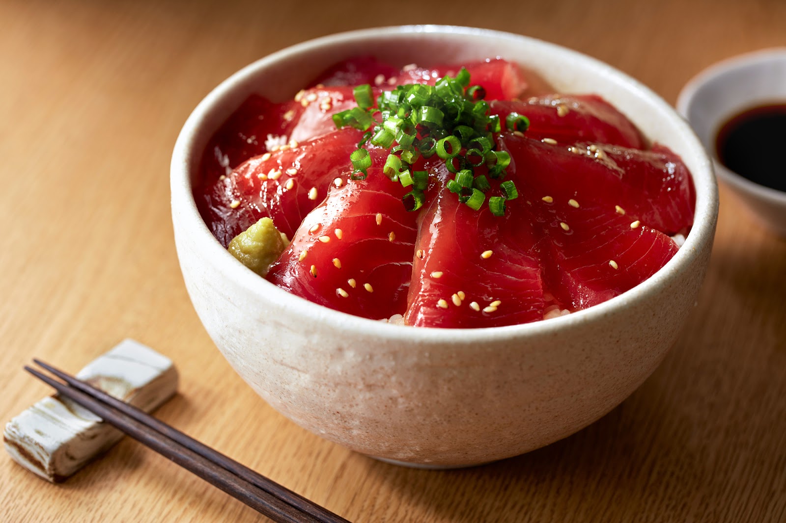 いつもより贅沢に食べたい「マグロの漬け丼」