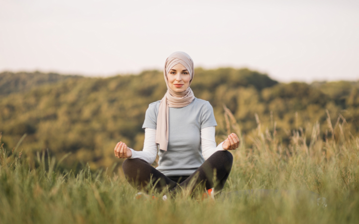 Muslim meditating