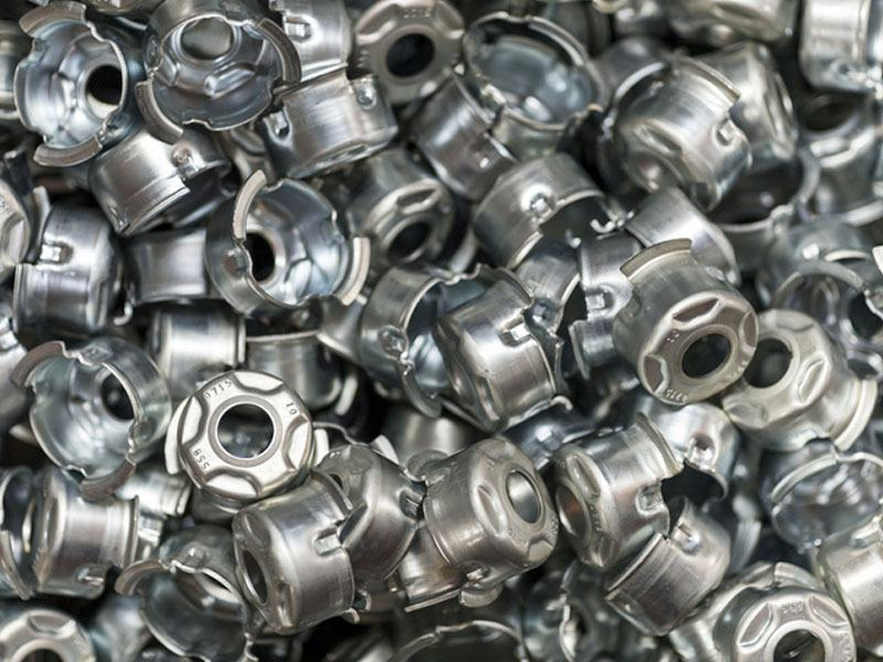 Zinc and nickel alloy galvanized metal components