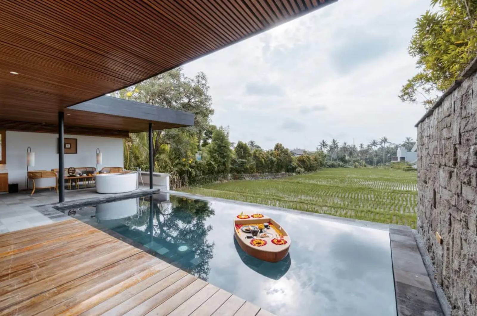 lush villa in Bali, Kaamala resort