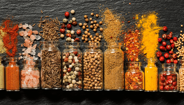 Exploring the rich tradition of herbs and spices in indian cuisine