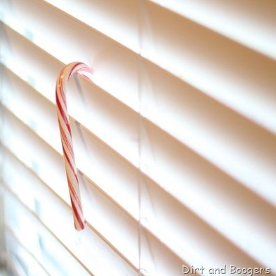 candy cane hunt christmas game