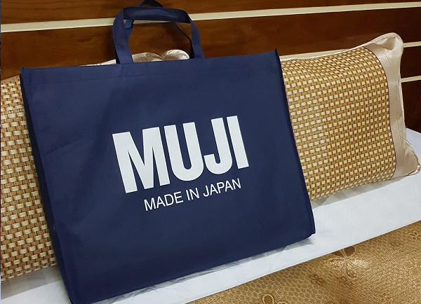 chiếu điều hòa Muji