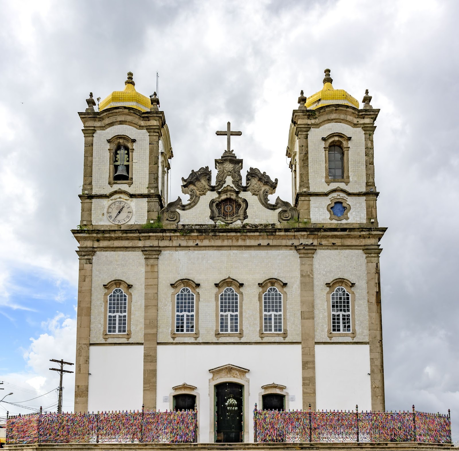 Fachada da Igreja de Nosso Senhor do Bonfim em Salvador (Bahia).