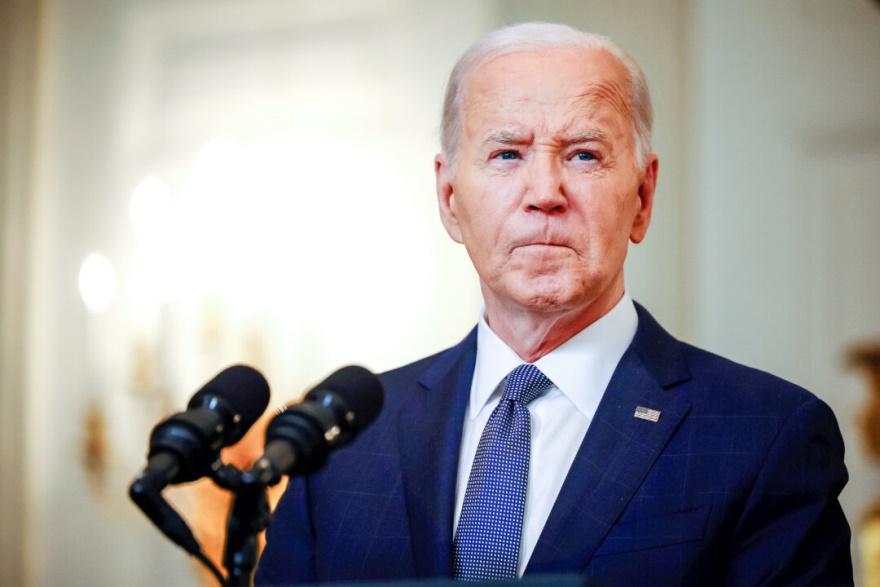 Phân tích: Các chính sách tài khóa của cựu TT Trump và TT Biden đã làm nợ quốc gia tăng thêm hàng ngàn tỷ USD