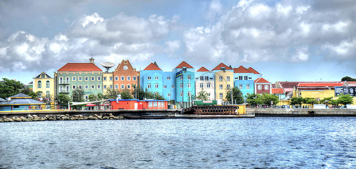 Picturesque view of Curaçao in Cali Colombia. 