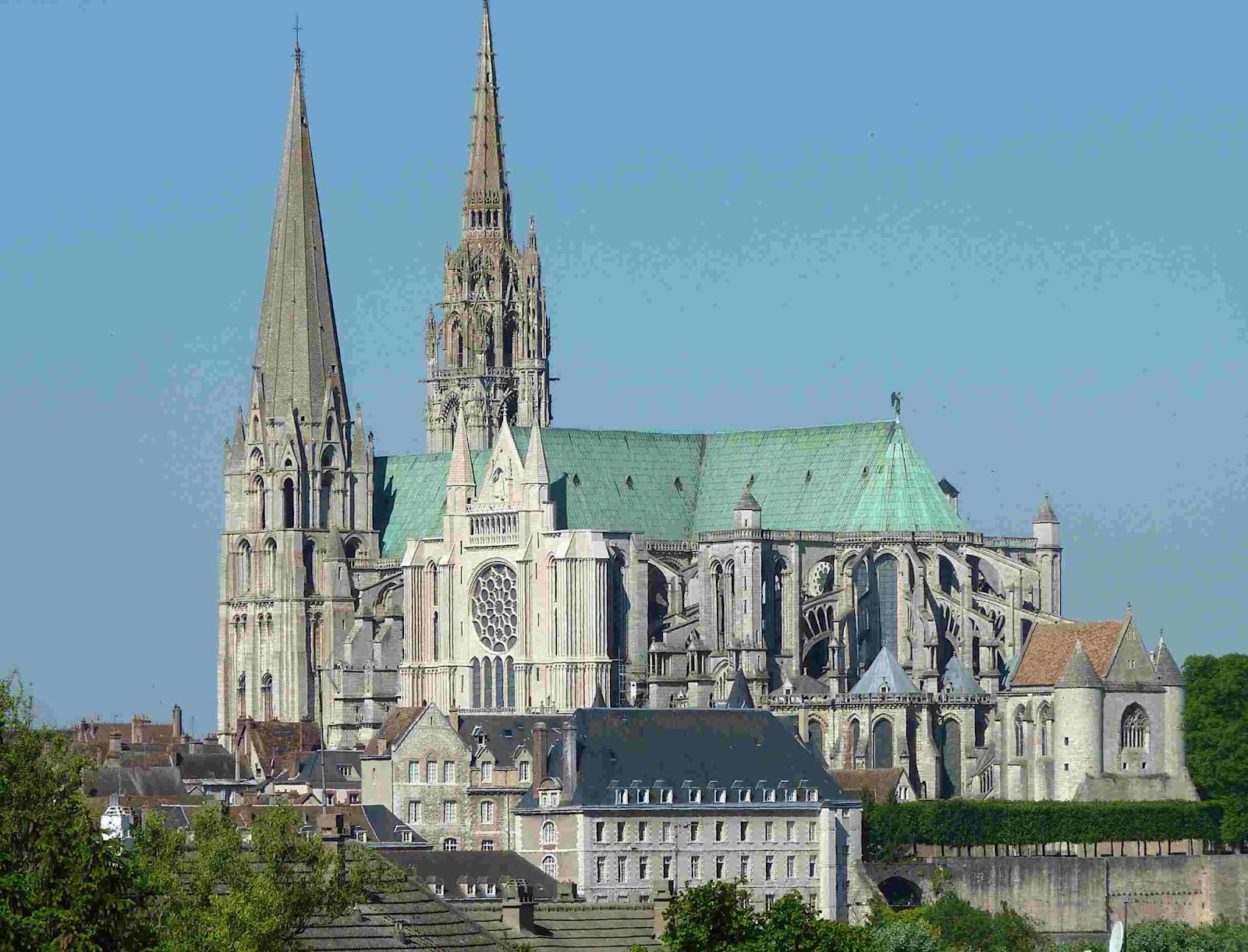 Chartres Cathedral - Gothic Cathedrals: Exploring Architectural Marvels - image 3