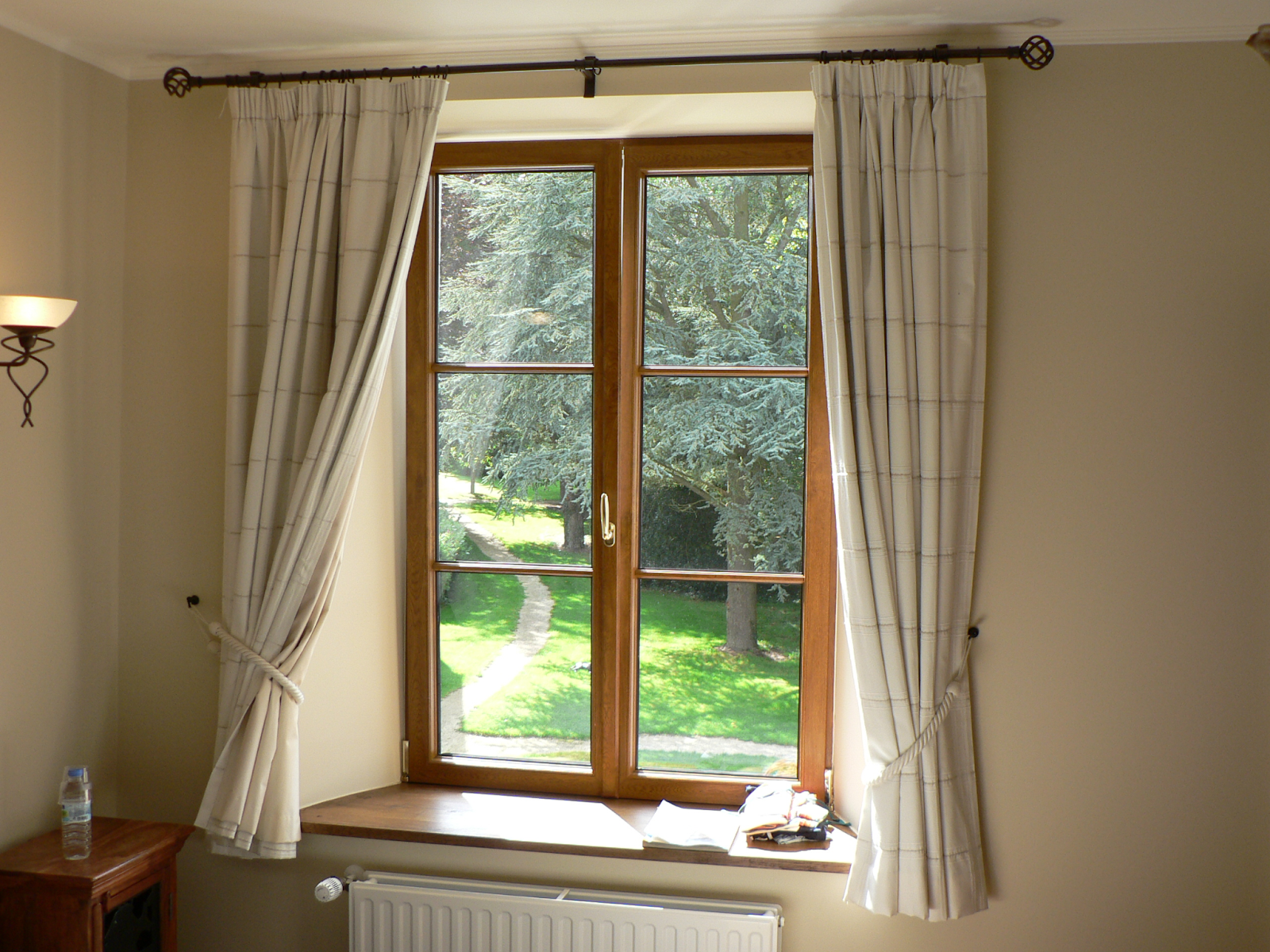 Window Draperies and Siding Replacement: A Comprehensive Guide to Home Renovation