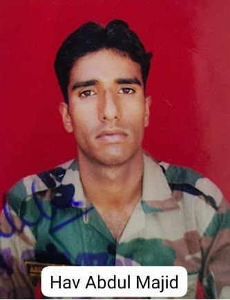 Havildar Majid Hussain, the hero of Poonch, honoured with Kirti Chakra –  Rising Kashmir