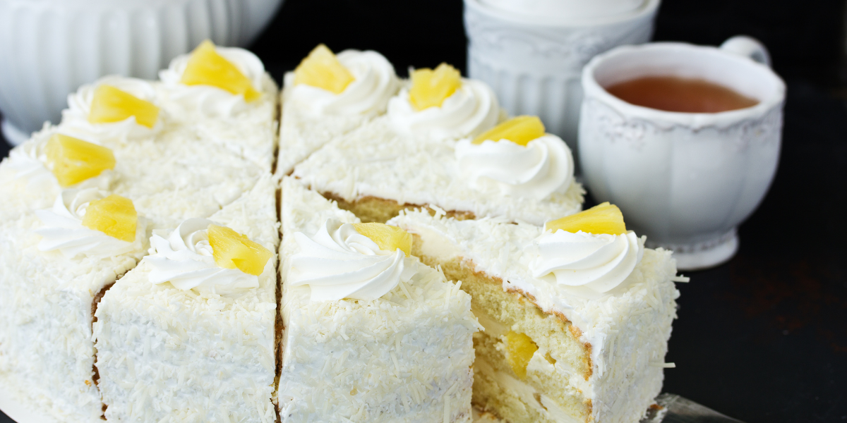 Pineapple Cake: A Refreshing Choice