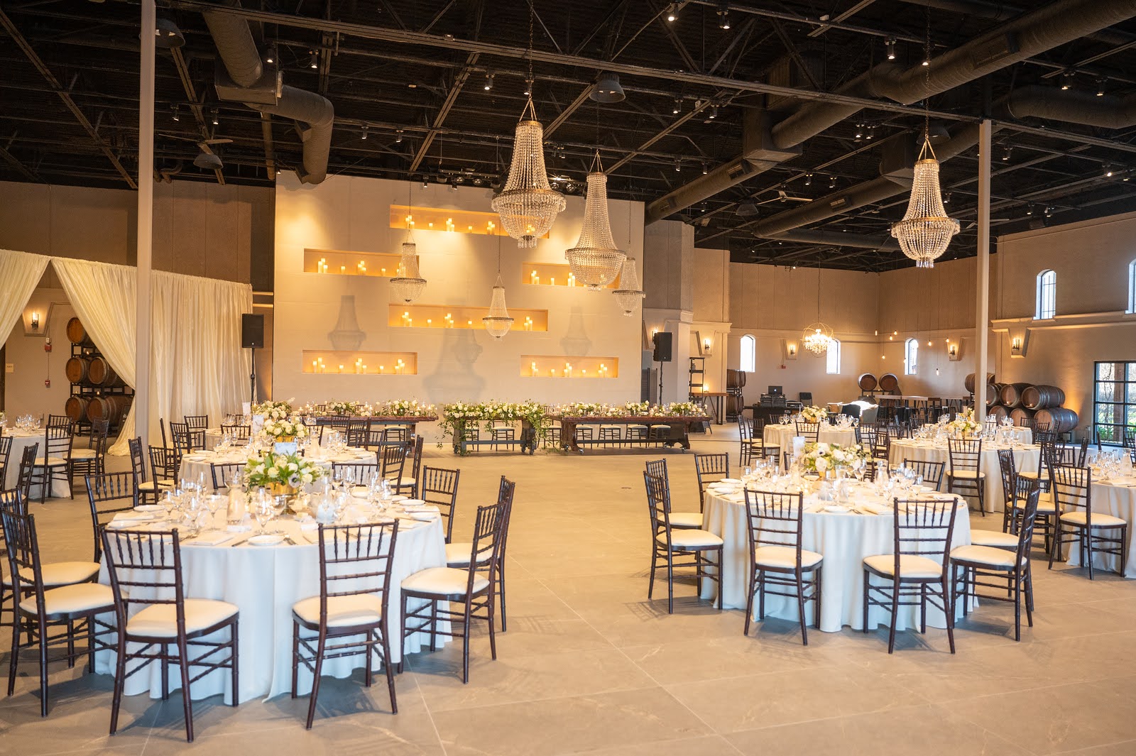 wedding lighting trends 