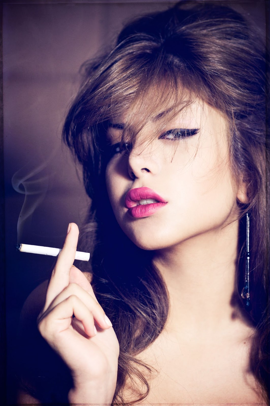 A girl smoking in Attitude Girls DP
