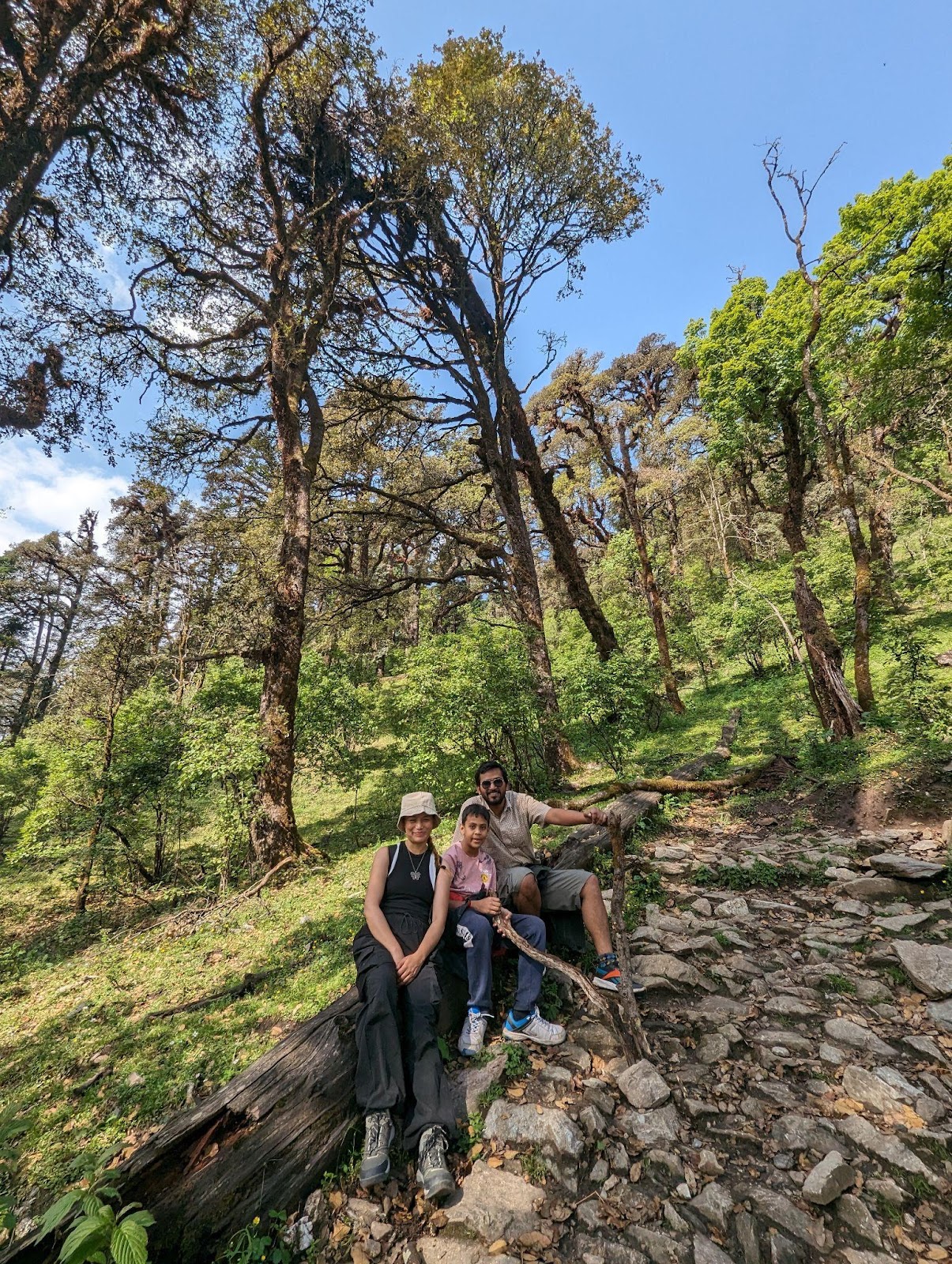 taking a break on the trek of dayara bugyal