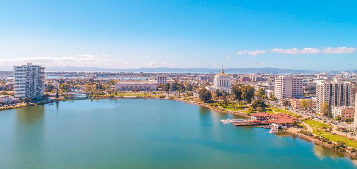 Lake Merritt Neighborhood in Oakland, CA | Facts & Activities