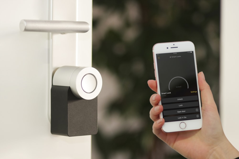 home security, how to avoid becoming a burglary statistic