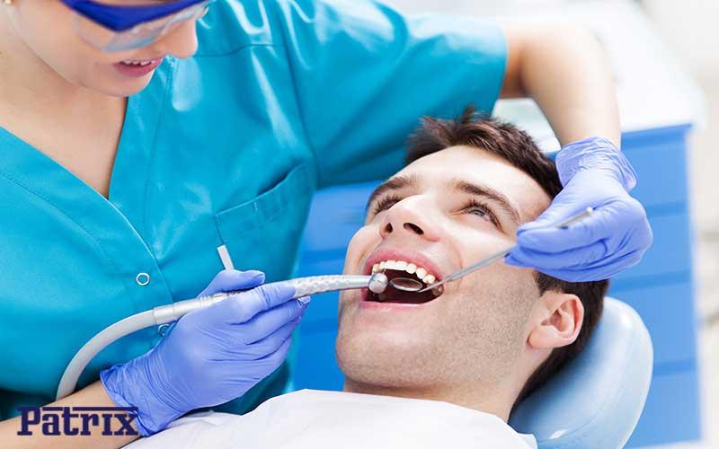 چرا دندان‌ها نیاز به پر کردن پیدا می‌کنند؟