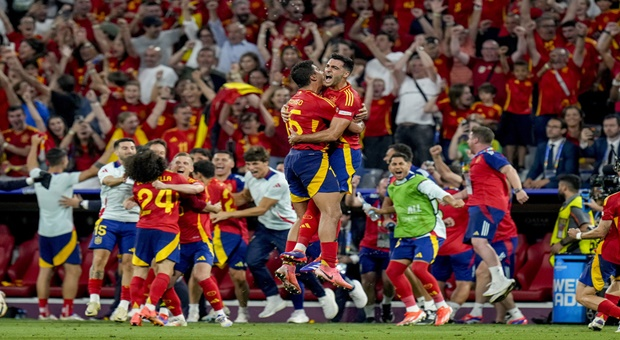 Tây Ban Nha làm điều không tưởng trước Gà trống Pháp thằng tiến vào chung kết EURO 2024