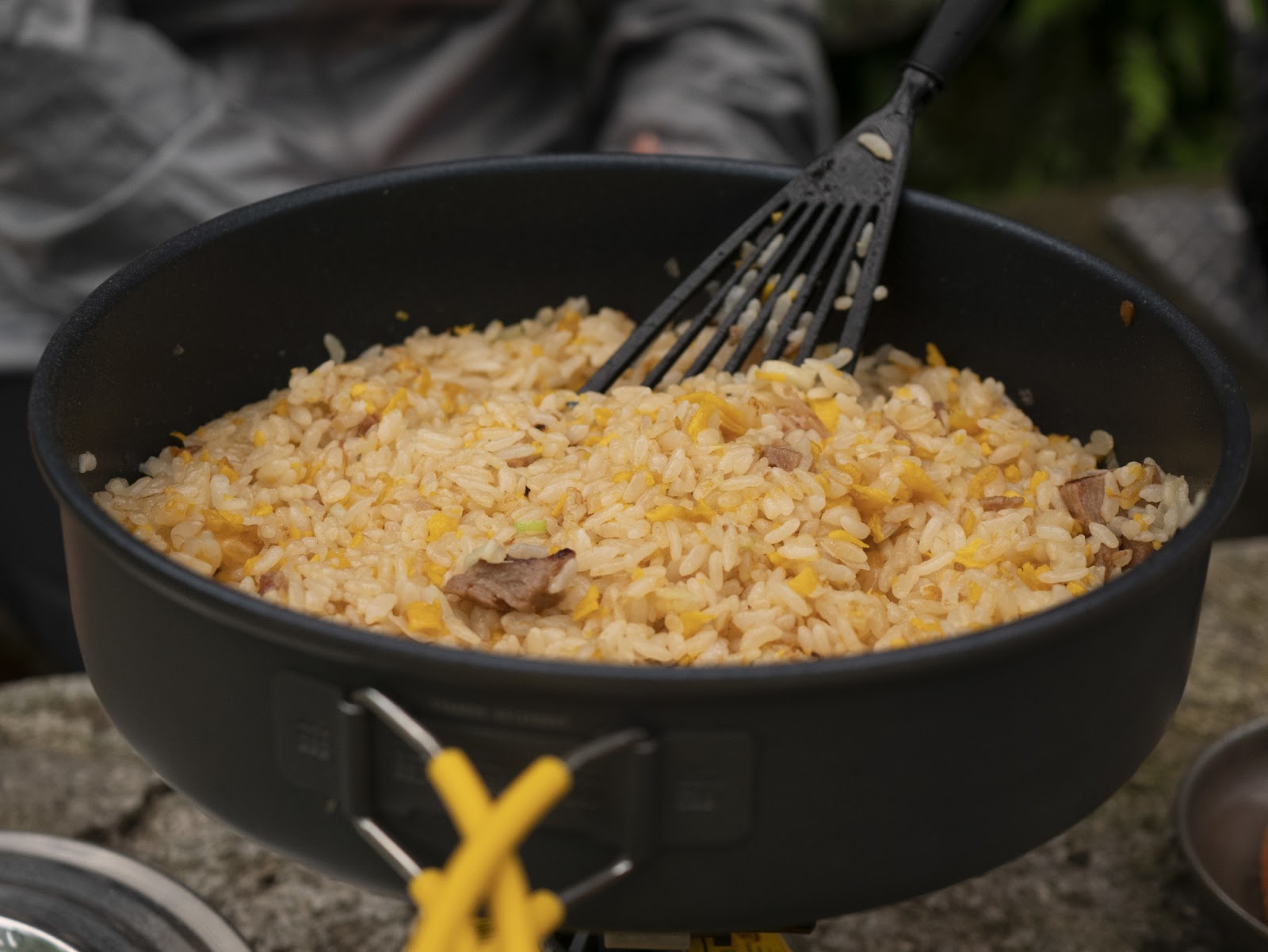 具材を切って炒めるだけ「しょうゆチャーハン」