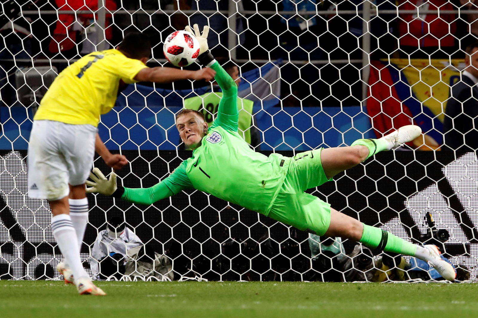 Pickford góp công lớn giúp Anh vượt qua Colombia ở World Cup 2018