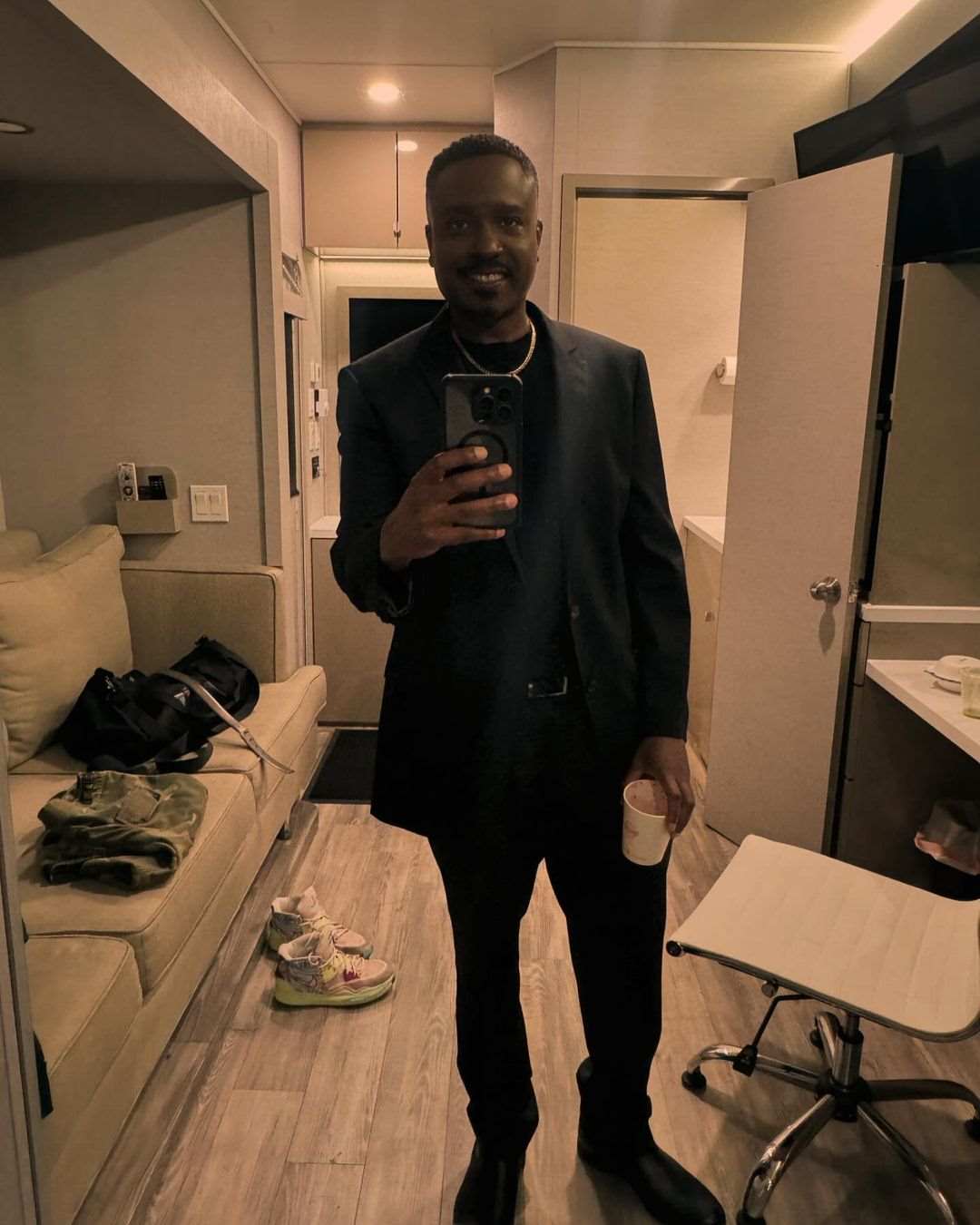 Physical Appearance of Jason Weaver