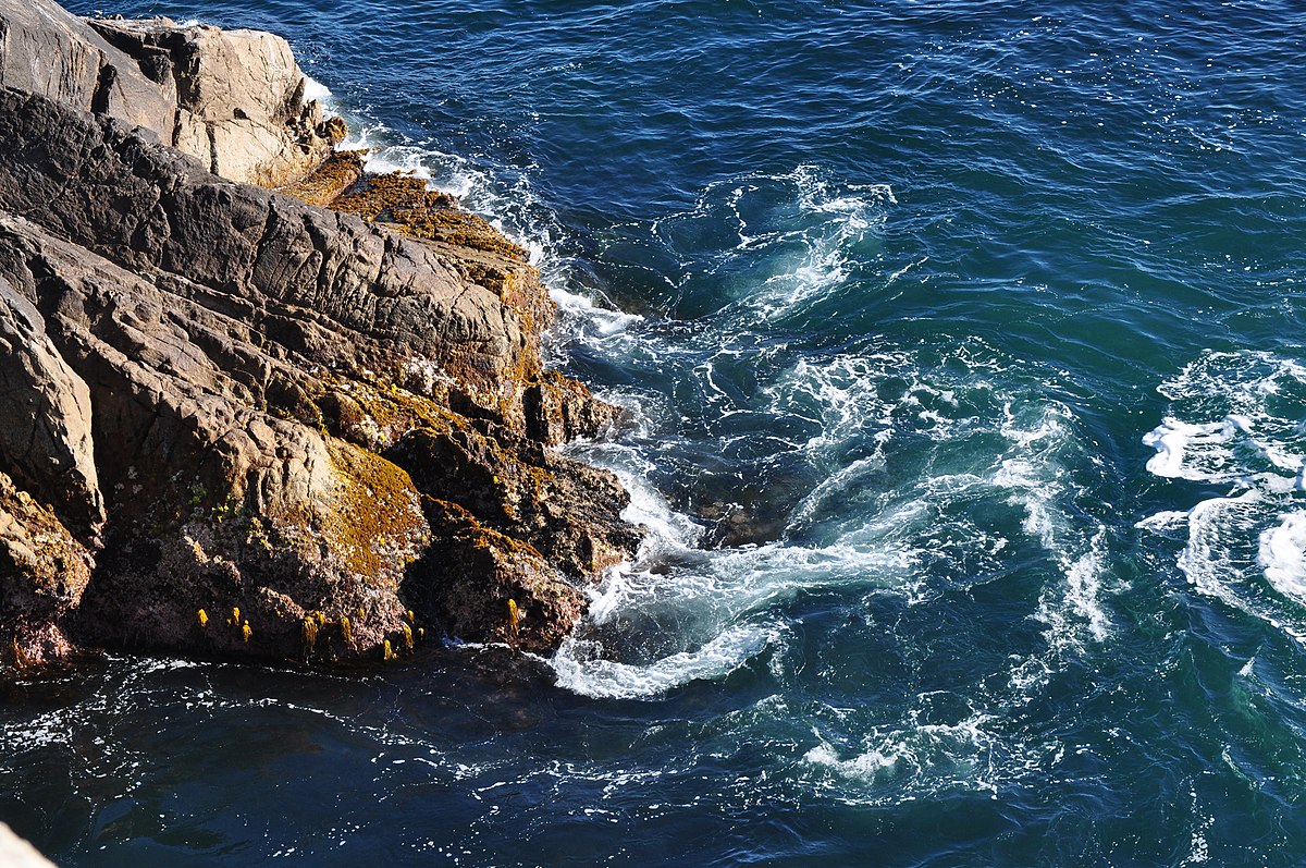 Clear water with huge cliff of beaches in one of the best beaches in the US.